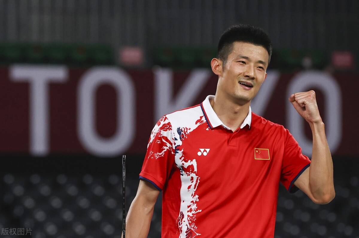 泰国羽毛球队血洗印尼羽毛球队，谌龙完成帽子戏法