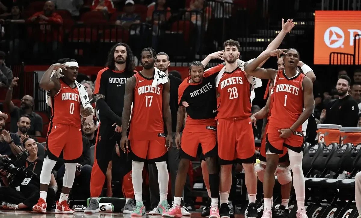 爵士爆冷火箭，拉文统治全场