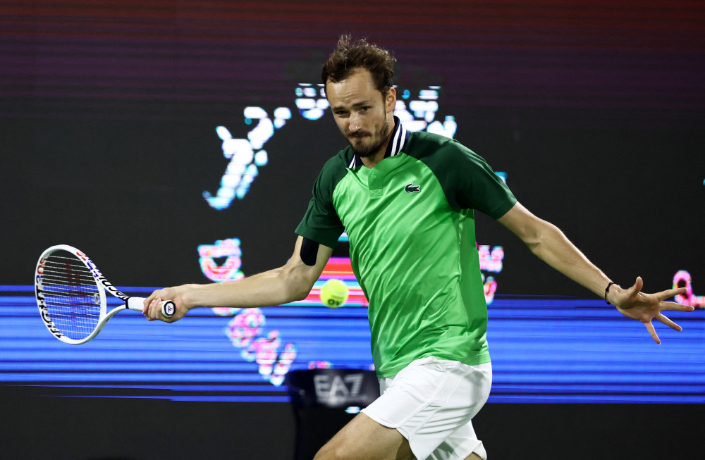 德国网球队翻盘西班牙网球队，梅德韦杰夫送出助攻