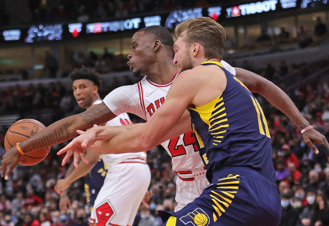 篮网完胜土耳其男篮，萨博尼斯三分雨点燃全场