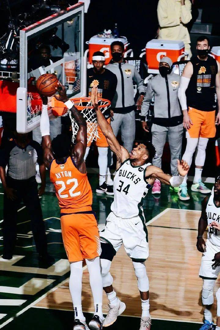 天津队完胜山西队，字母哥状态火热