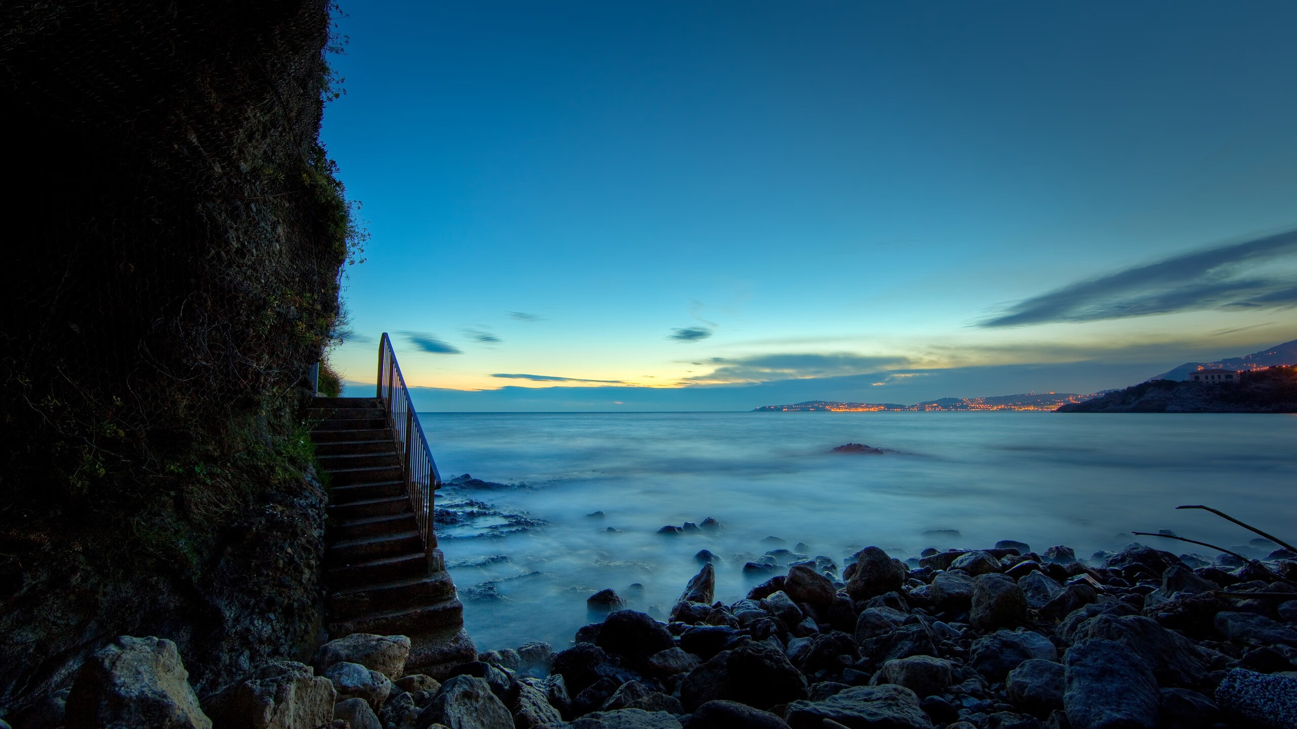 篮网舵手保罗，16次助攻编织胜利，中国赛折射NBA战术进化