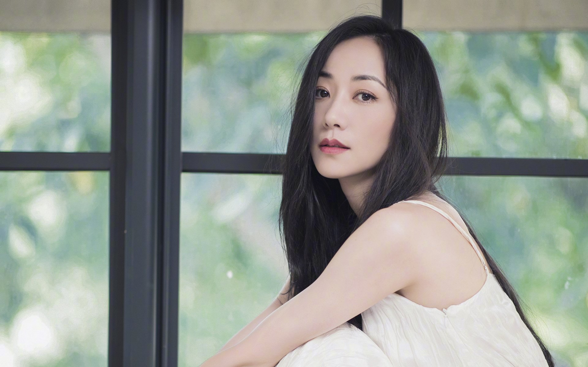 足球的暗面，当胜负手遭遇封锁 C罗的恒星光芒与乌克兰的暗物质之锁