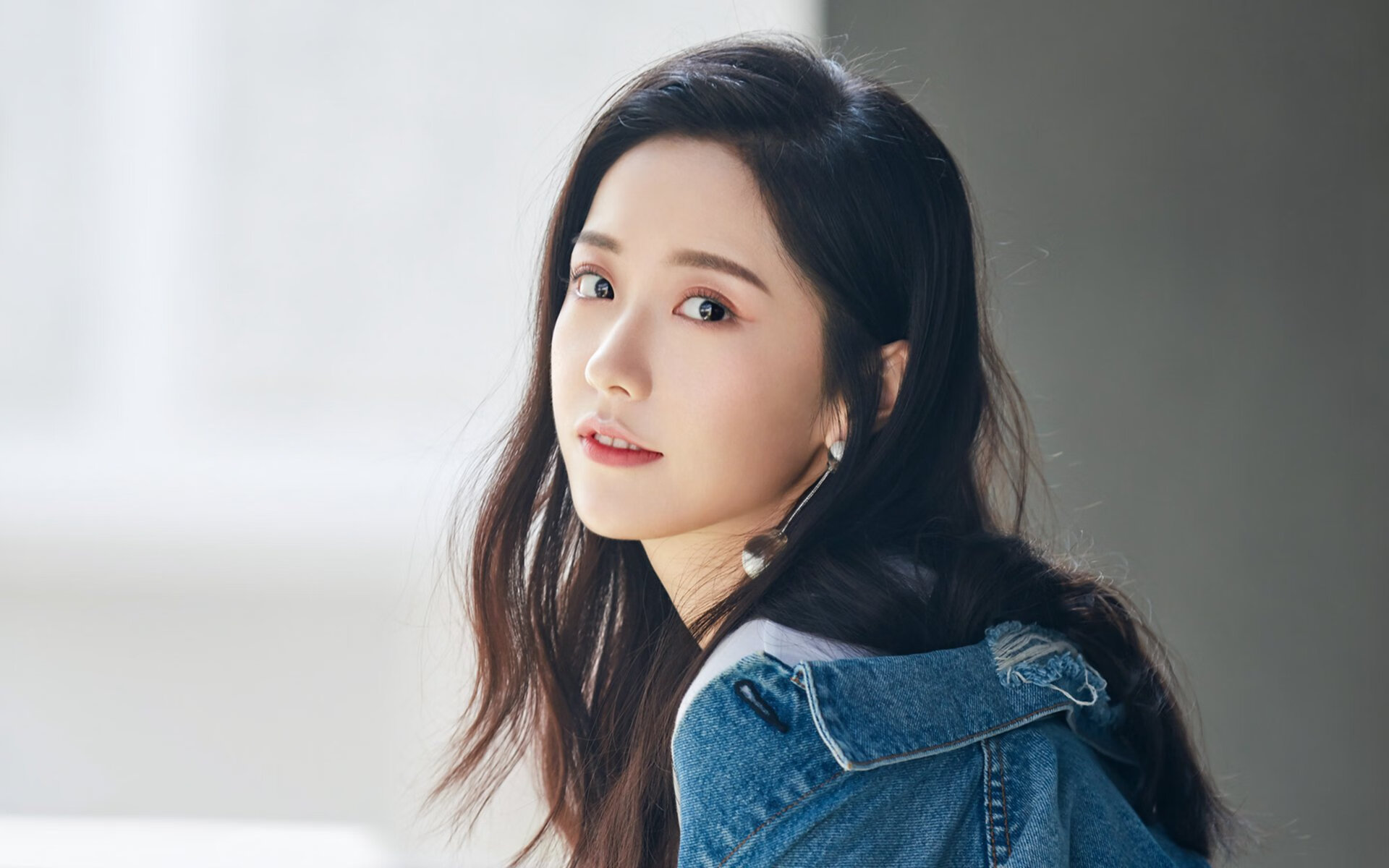 跨界统治，从广厦横扫到浓眉接管