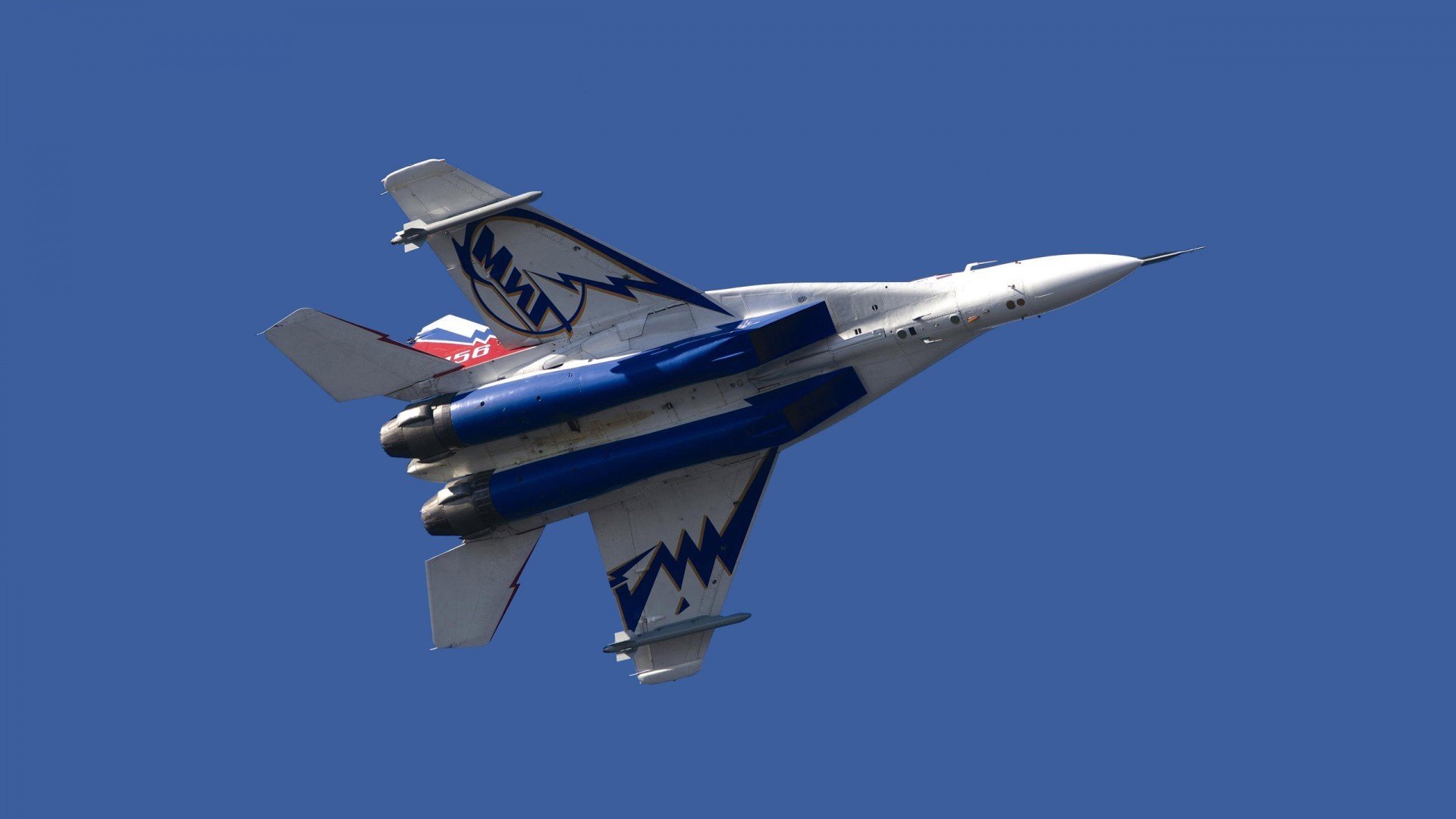 时光褶皱里的两次左脚,当沙特震动罗马,当布雷默接管温布利